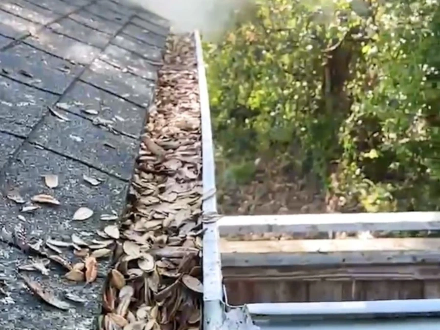Eavestrough repair for clogged and overflowing gutters in Toronto GTA